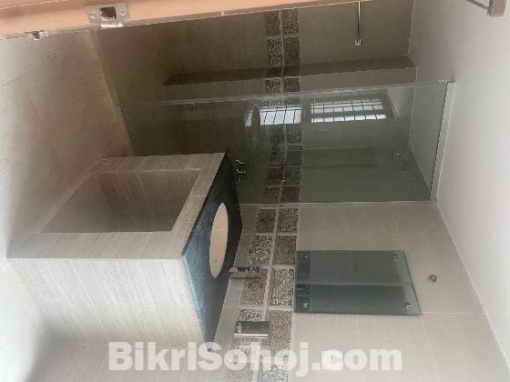 1997 sft Apartment at Purana Palton Lane